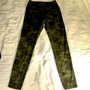 Danskin Camouflage Leggings